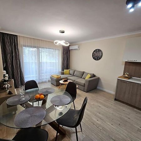Serenity In The Heart Of Varna With Parking Екстериор снимка