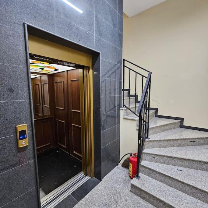 Serenity In The Heart Of Varna With Parking Екстериор снимка
